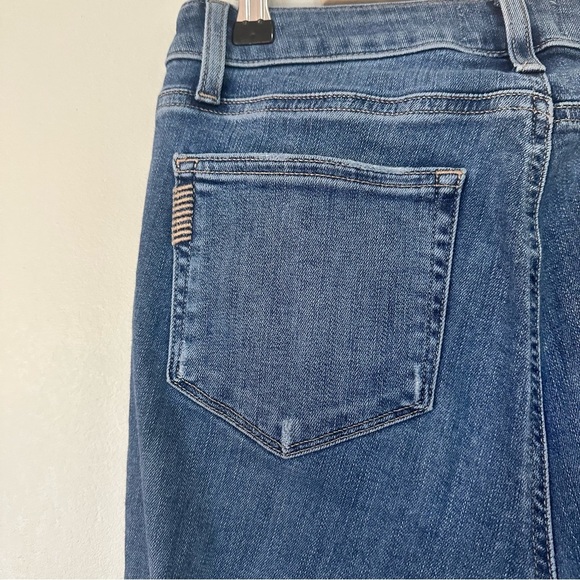 Women's Paige Denim Verdugo Ankle Medium Wash Raw Hem Size 28 Distressed Comfy - Picture 6 of 15